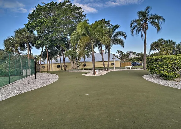 Balcony & Views: Sunny Indian Shores Condo! Clearwater Beach