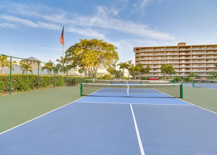 Balcony & Views: Sunny Indian Shores Condo! Clearwater Beach