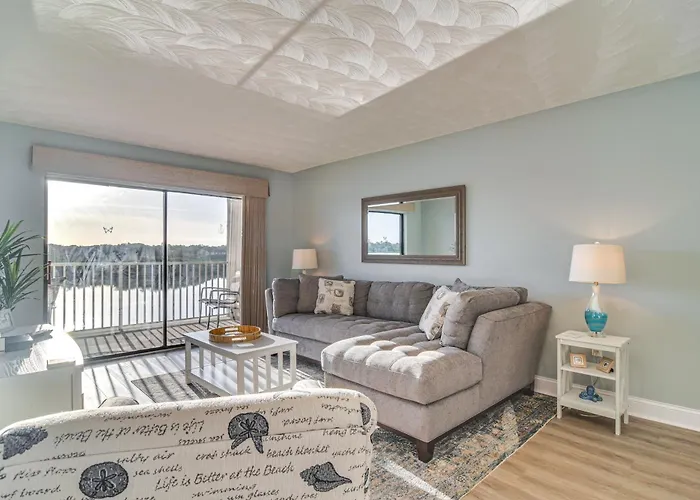 Ferienhaus Balcony & Views: Sunny Indian Shores Condo! *