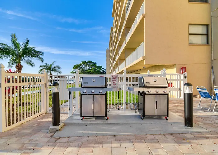 Balcony & Views: Sunny Indian Shores Condo! Clearwater Beach
